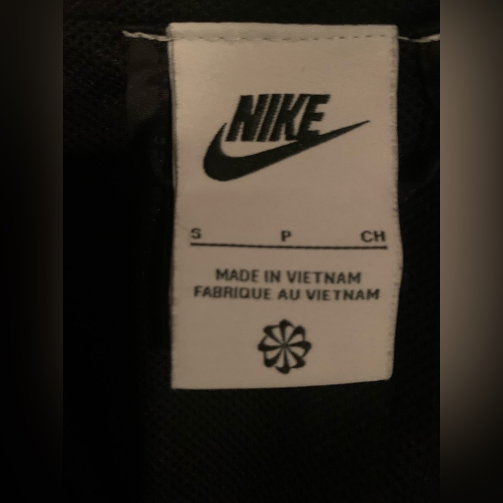 Nike Windrunner Black Size Small - image 4